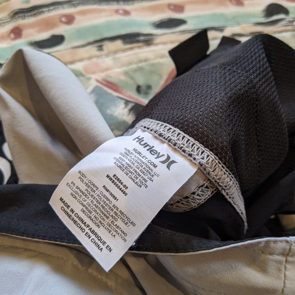 Hurley Surf Surfer Beach Men's Drawstring Black Gray Board Shorts Size 33 x 8.5" - Picture 5 of 7